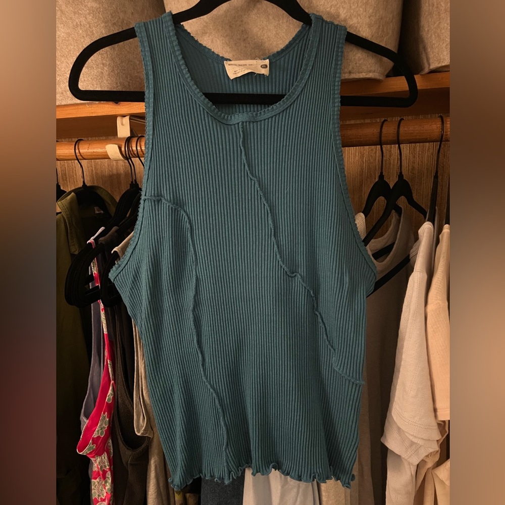 Back Beat Co. blue lettuce hem tank